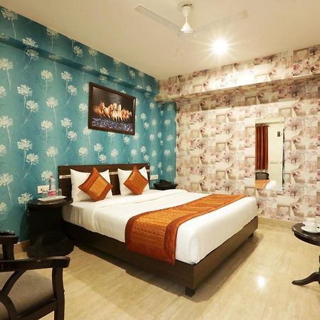 Airport Hotel Mayank Residency Nuova Delhi Esterno foto