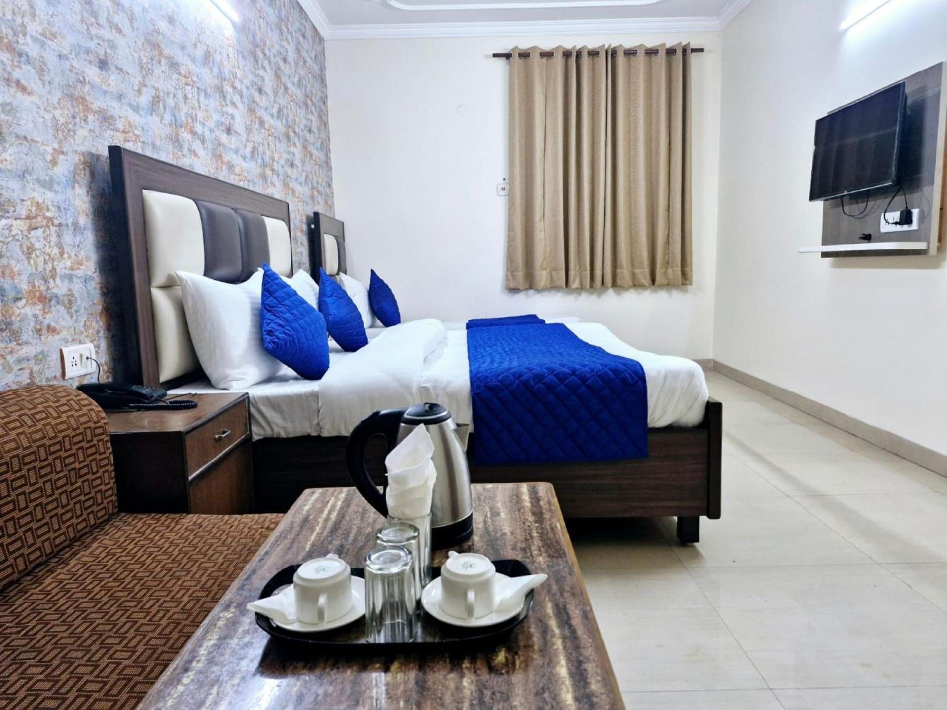 Airport Hotel Mayank Residency Nuova Delhi Esterno foto