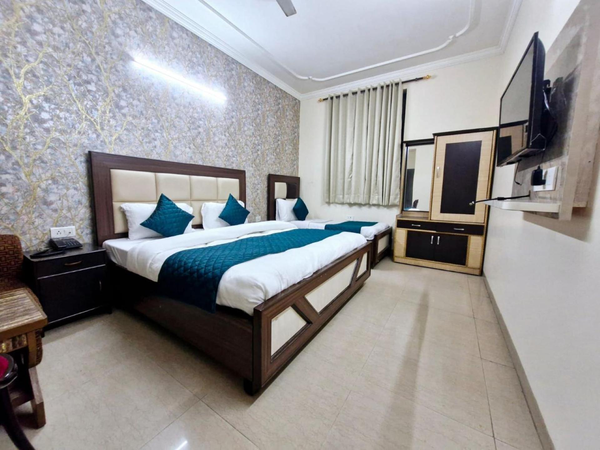 Airport Hotel Mayank Residency Nuova Delhi Esterno foto