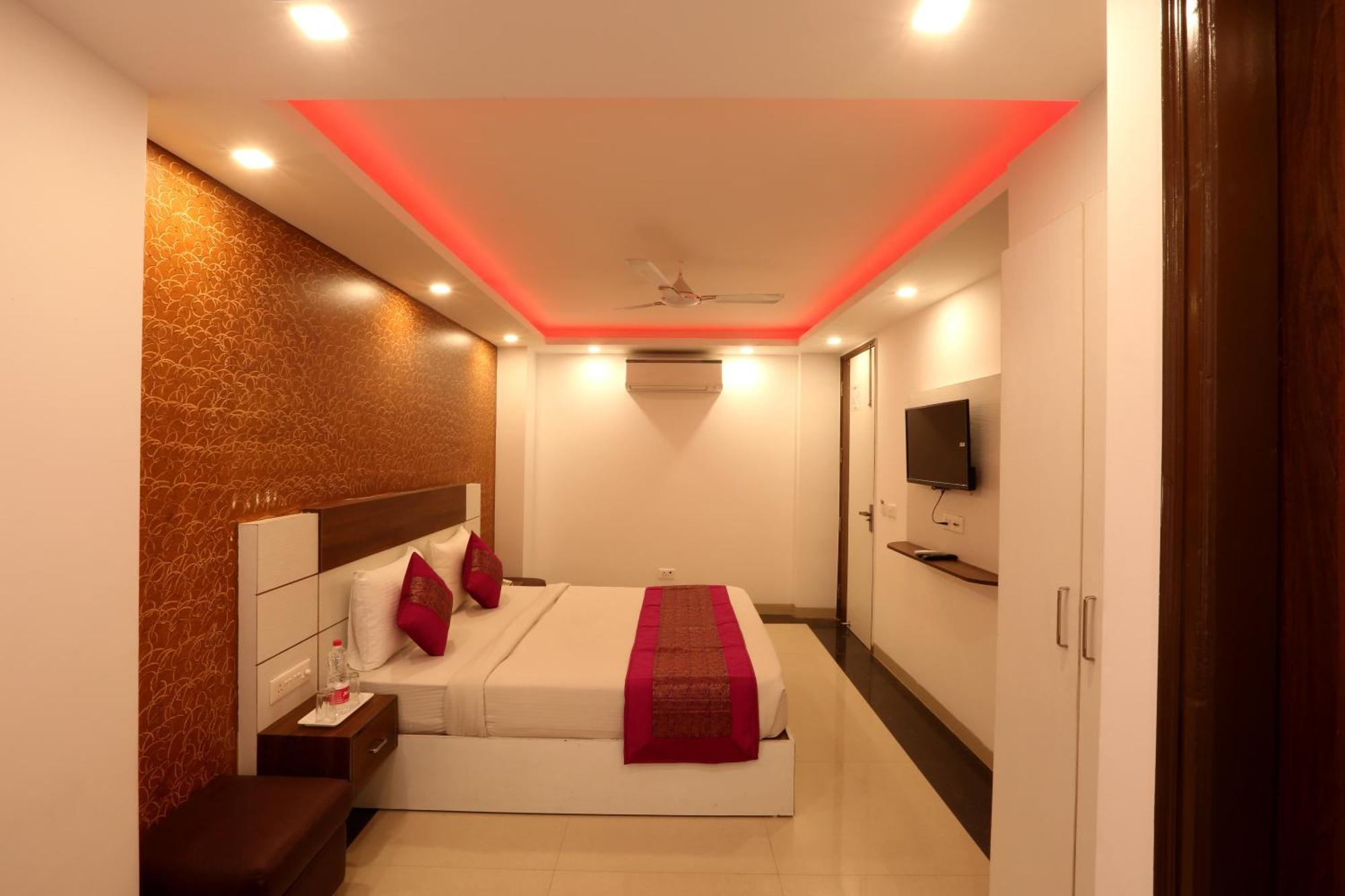 Airport Hotel Mayank Residency Nuova Delhi Esterno foto