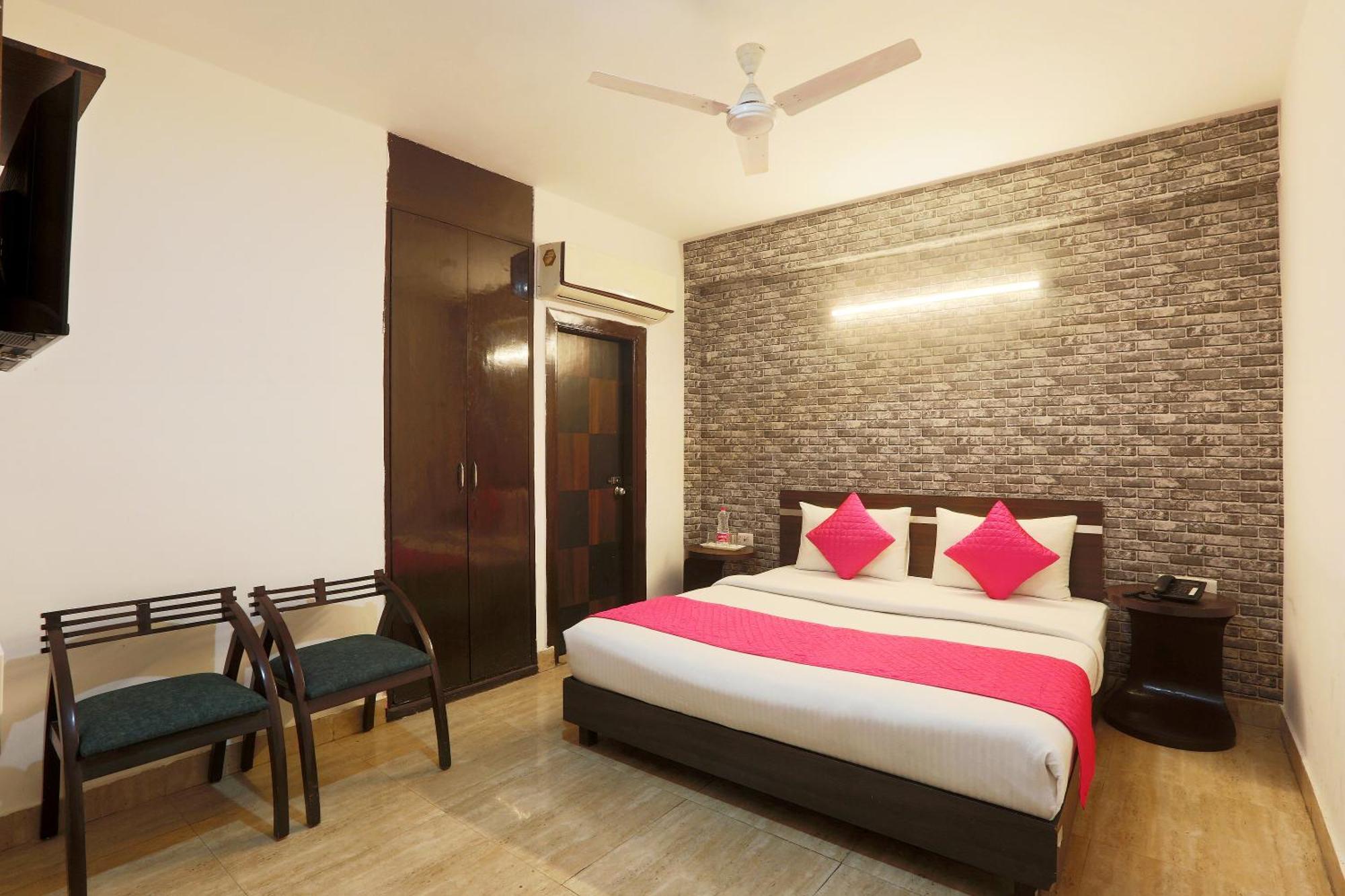 Airport Hotel Mayank Residency Nuova Delhi Esterno foto