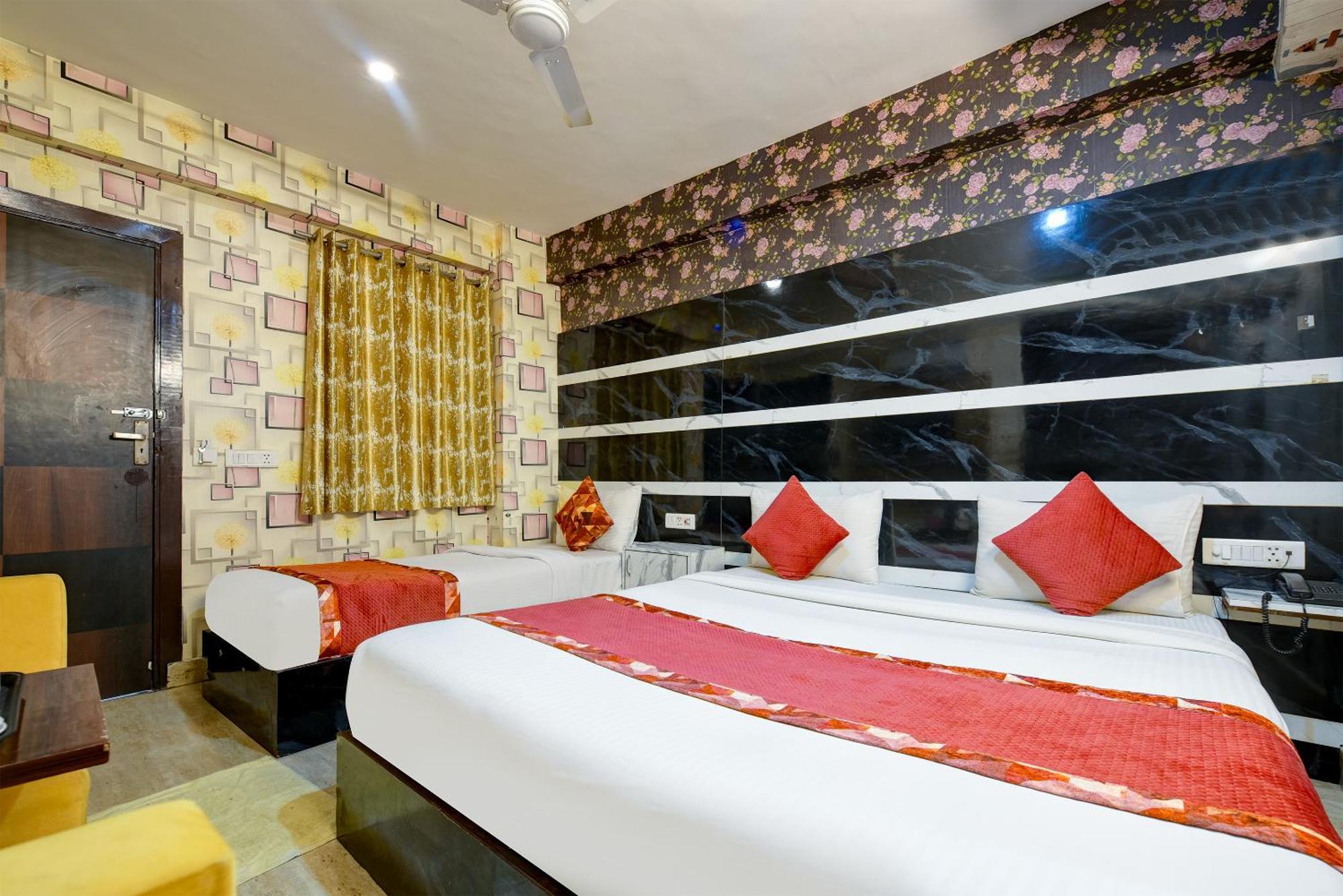Airport Hotel Mayank Residency Nuova Delhi Esterno foto