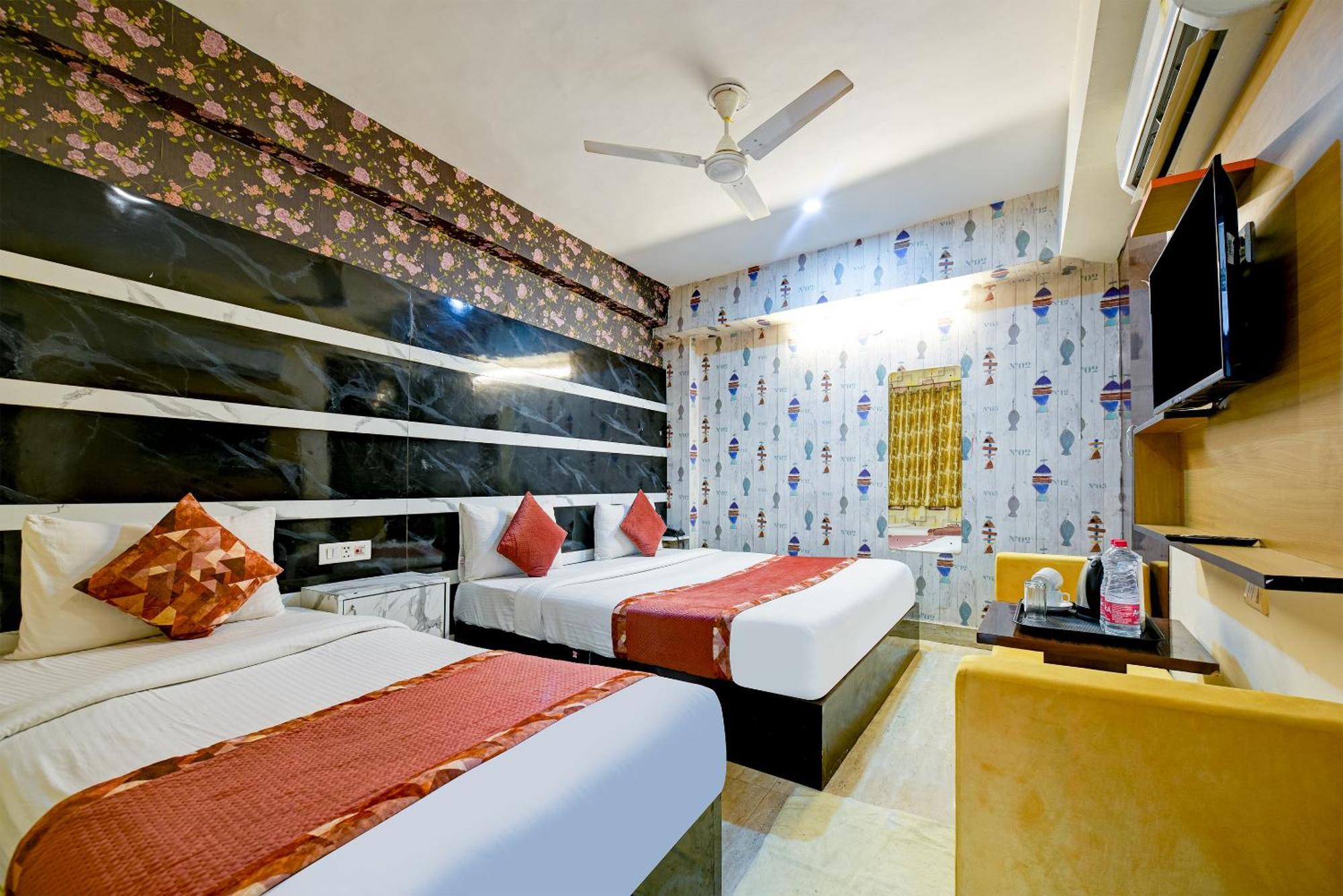 Airport Hotel Mayank Residency Nuova Delhi Esterno foto