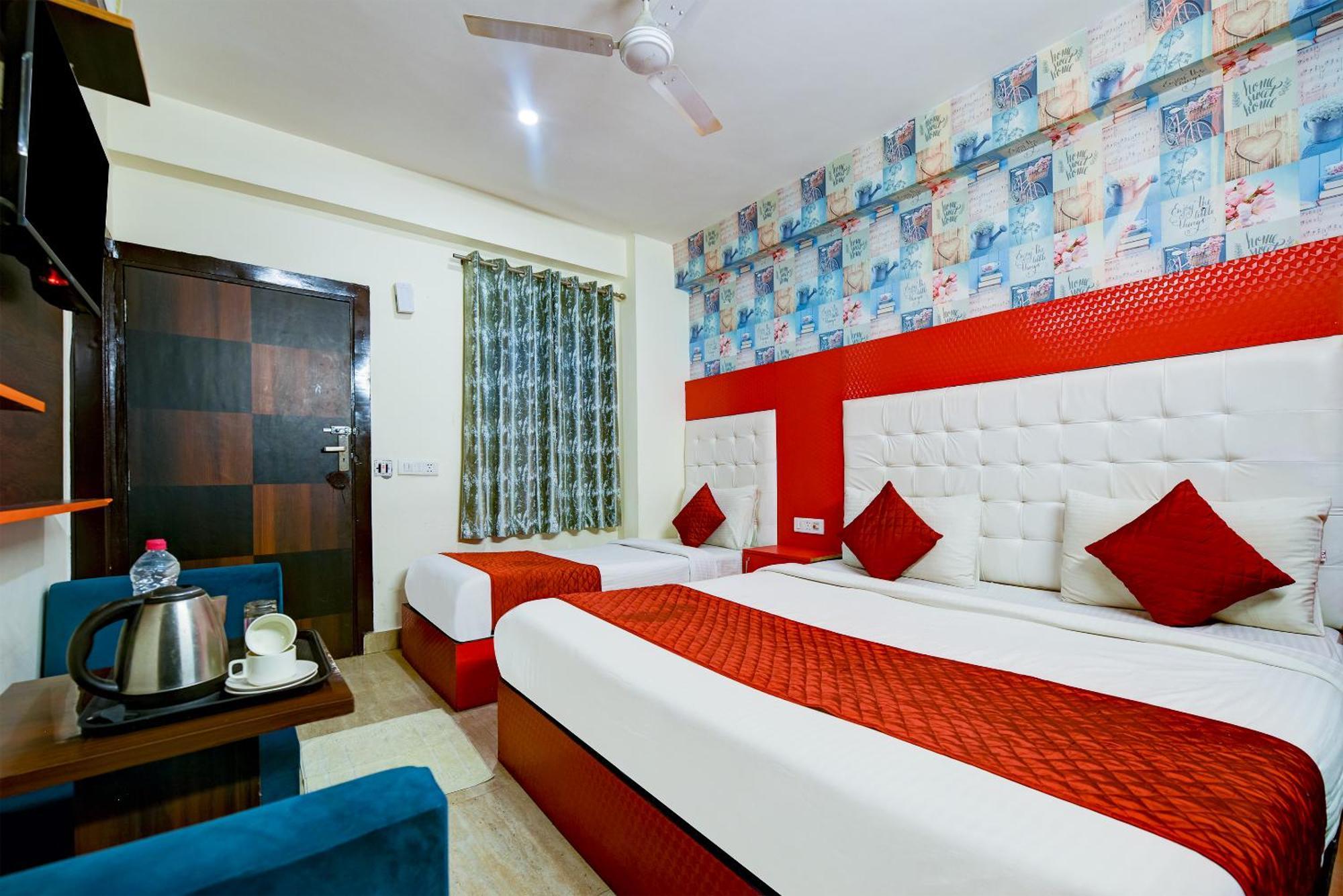 Airport Hotel Mayank Residency Nuova Delhi Esterno foto
