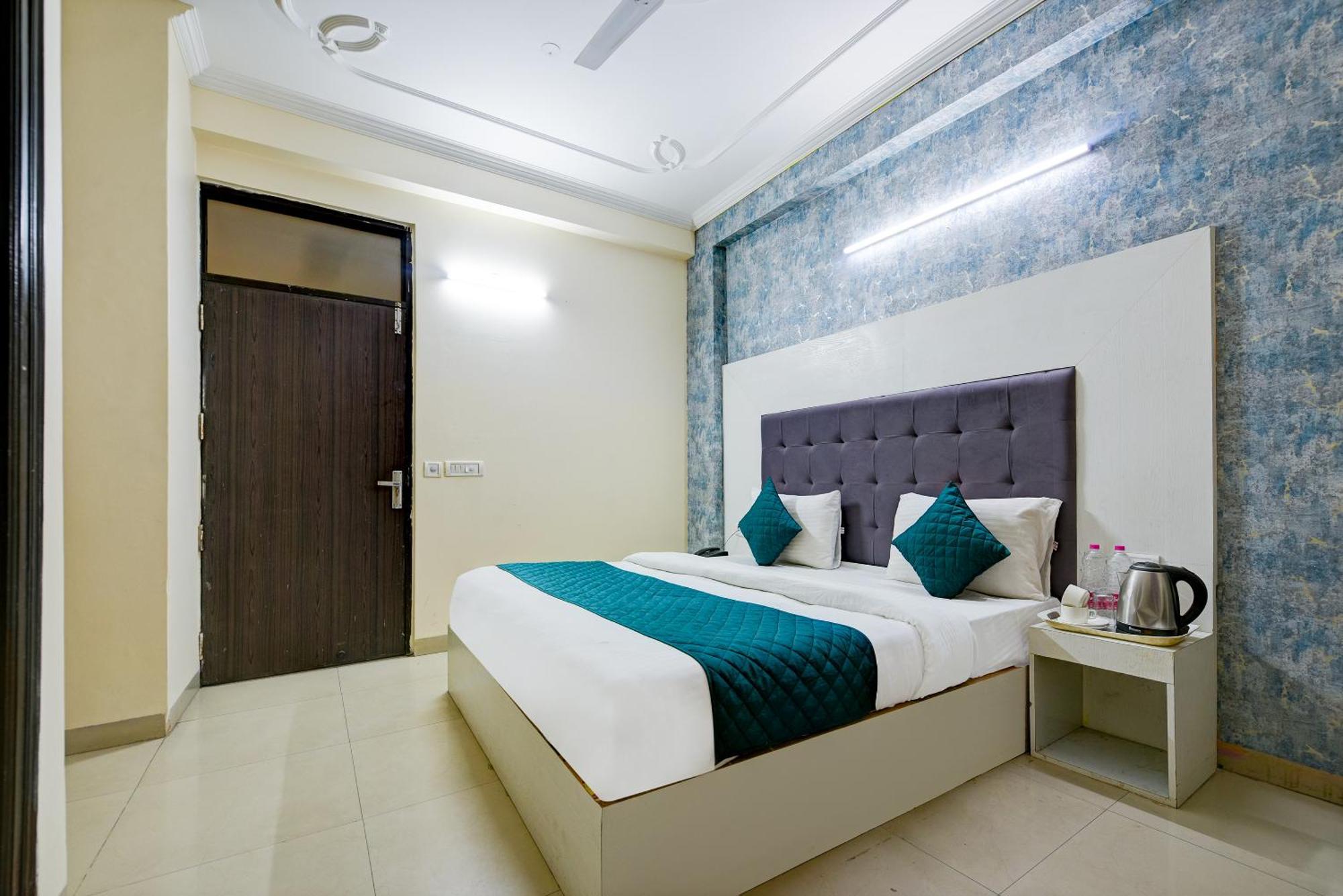 Airport Hotel Mayank Residency Nuova Delhi Esterno foto