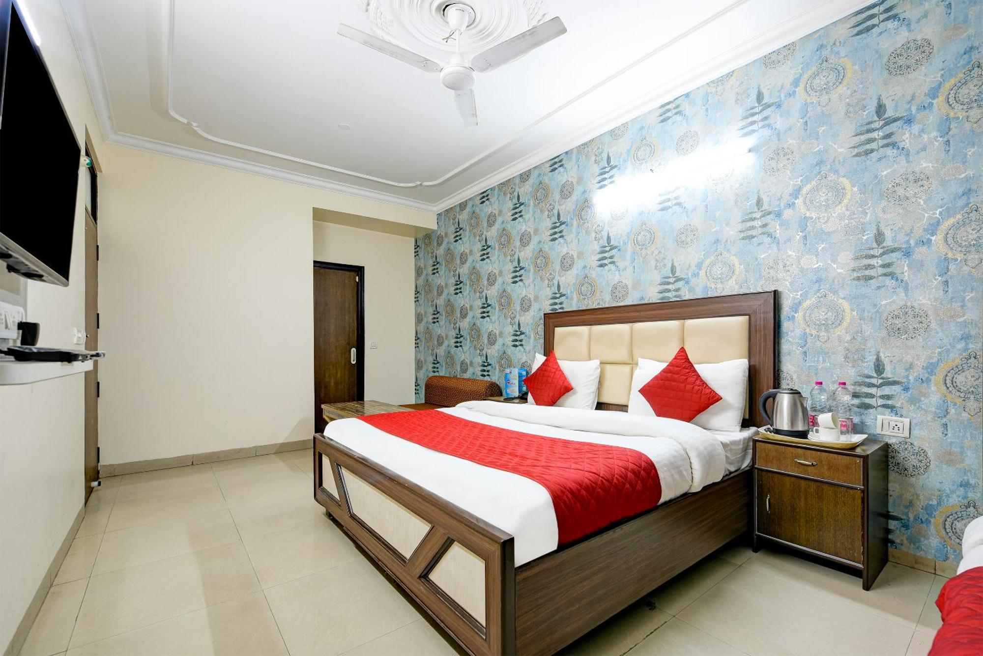 Airport Hotel Mayank Residency Nuova Delhi Esterno foto