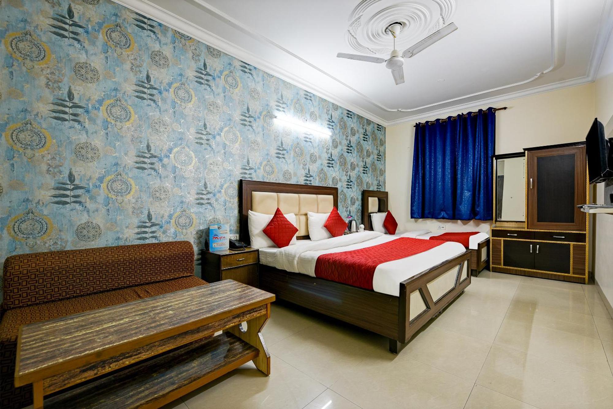 Airport Hotel Mayank Residency Nuova Delhi Esterno foto
