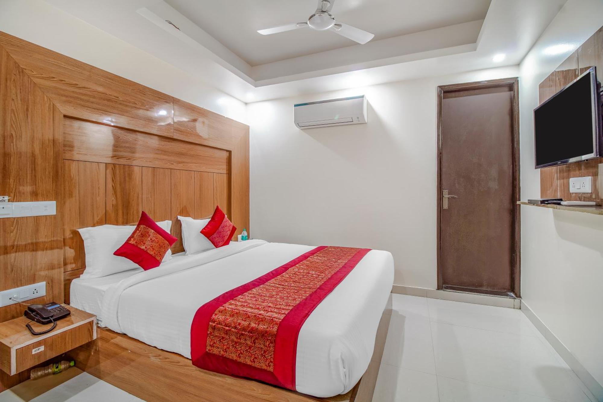 Airport Hotel Mayank Residency Nuova Delhi Esterno foto
